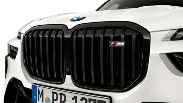 M Performance kidney grille black BMW M Performance Parts close-up