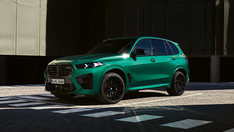 BMW X Series BMW X5 M Automobile G05 MP side view standing 