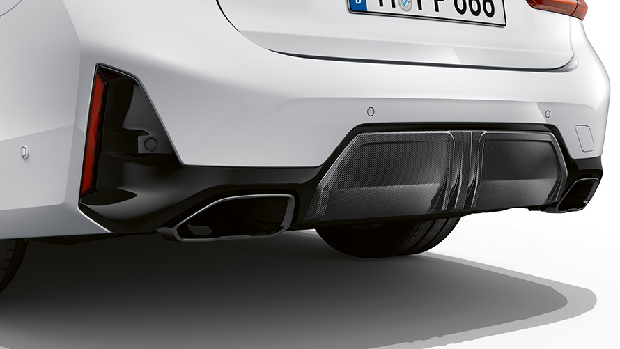 M Performance rear diffuser BMW M Performance Parts close-up 